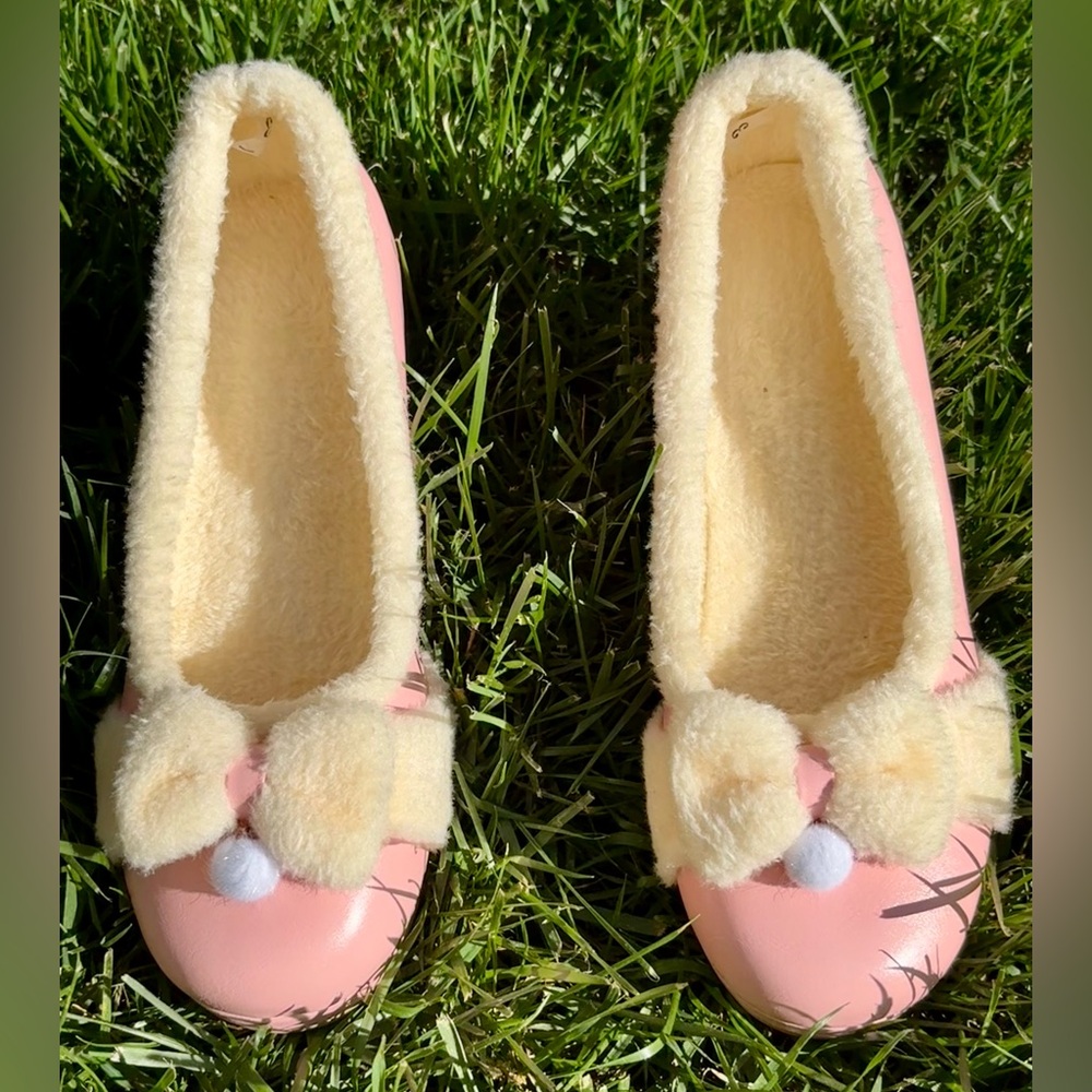 Pink Faux-Fur Bow Heels